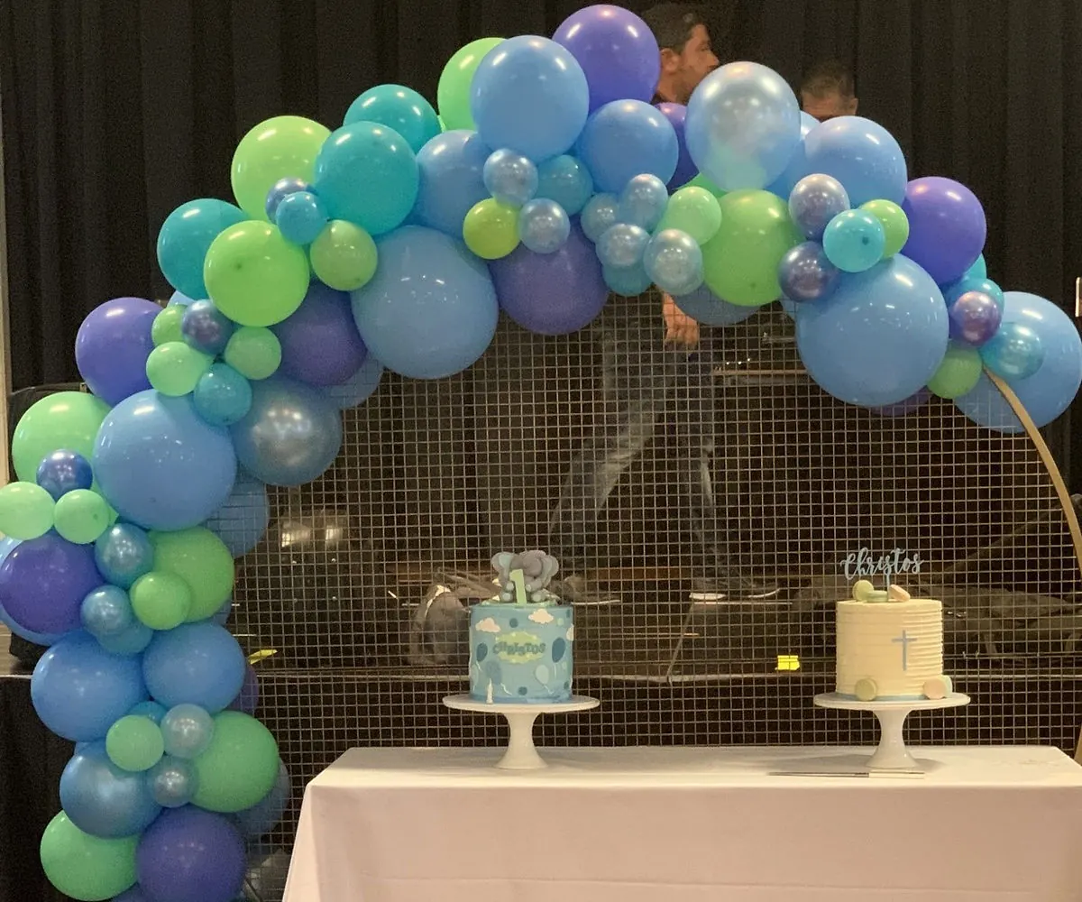 blues and green balloons