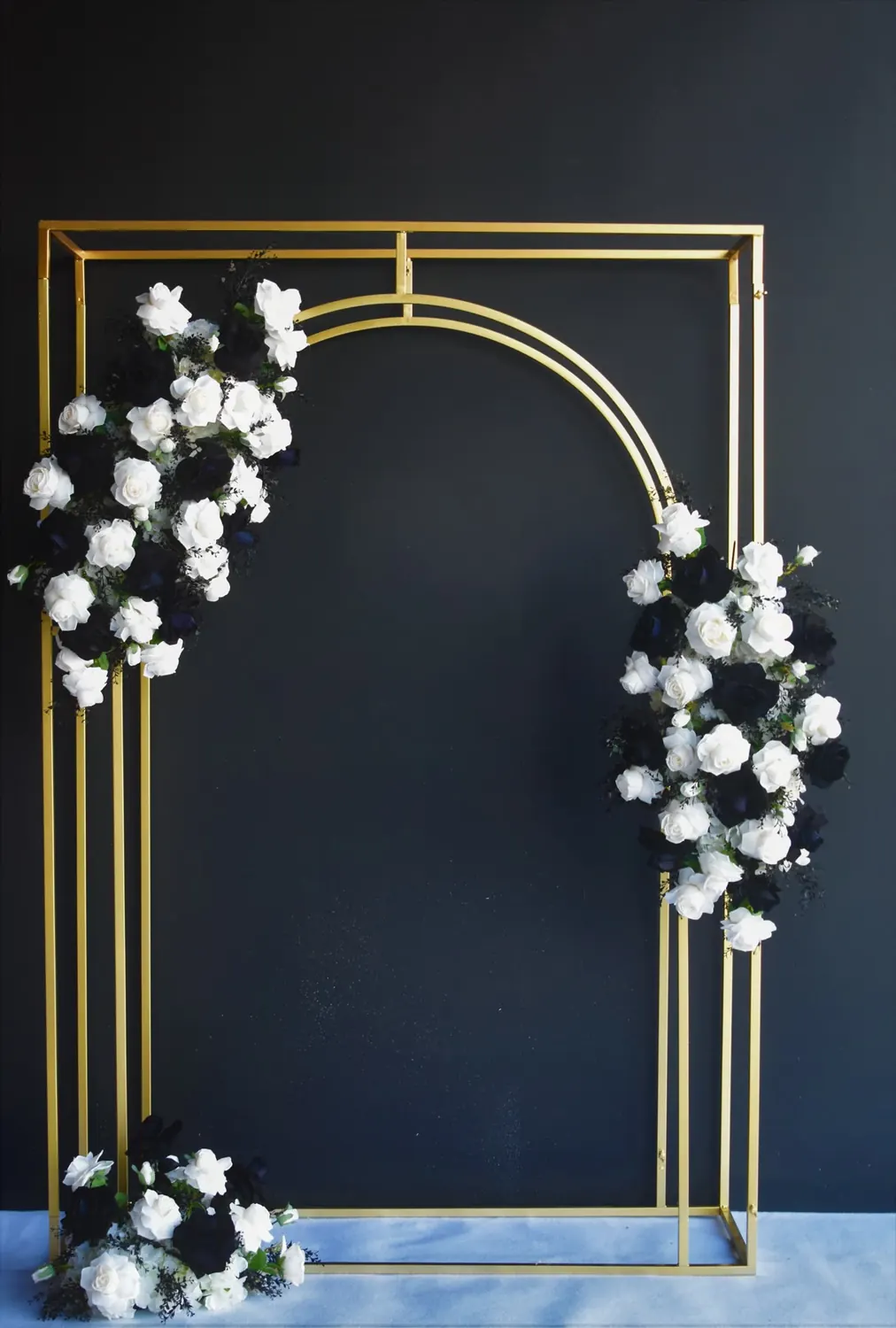 Black And Gold Backdrop for Black and white flowers