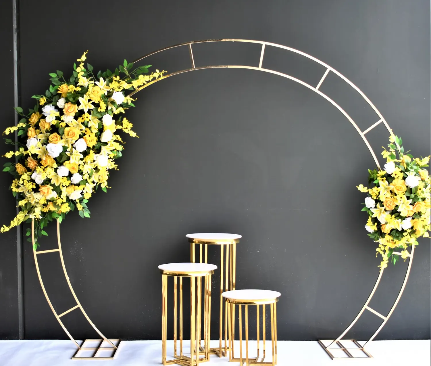 Round Gold Arch for Circle arch and flowers