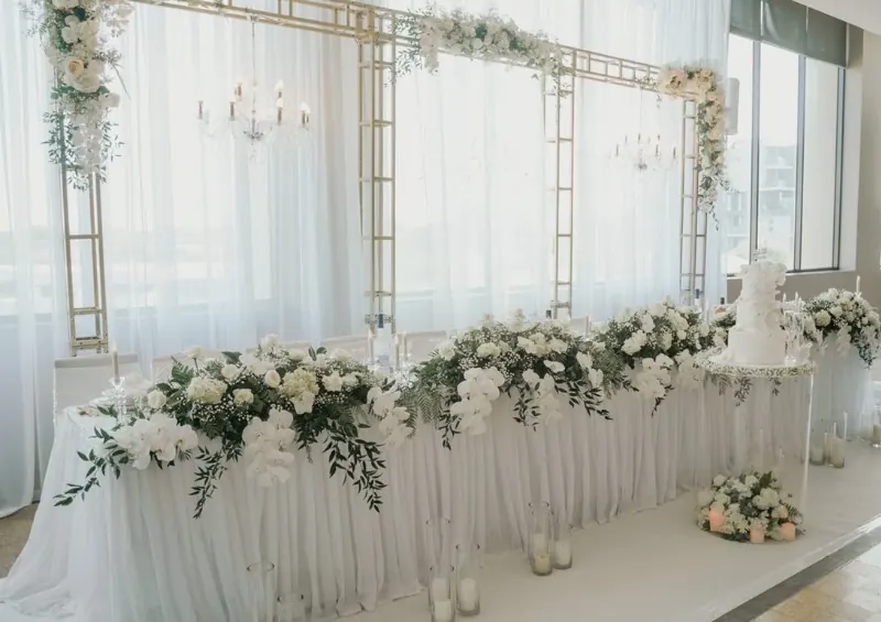 Gold Wedding Backdrop for Gold and white head table decor
