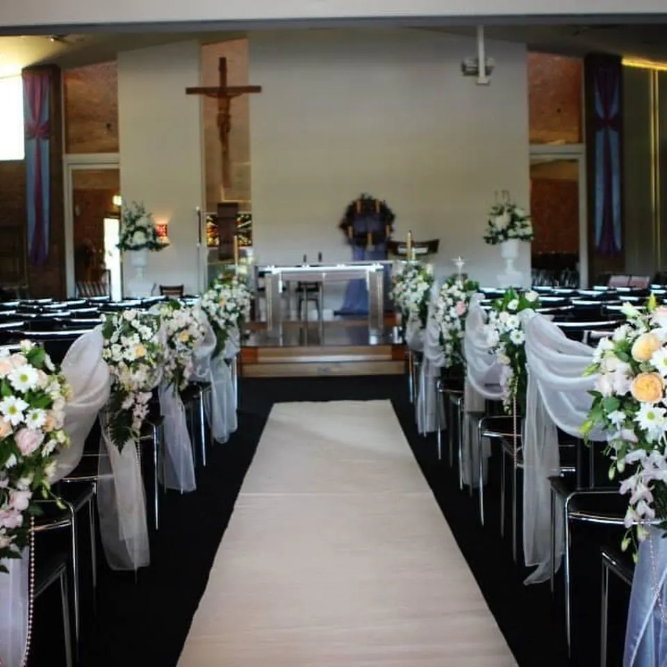 Church Aisle Florals for Church aisle decor