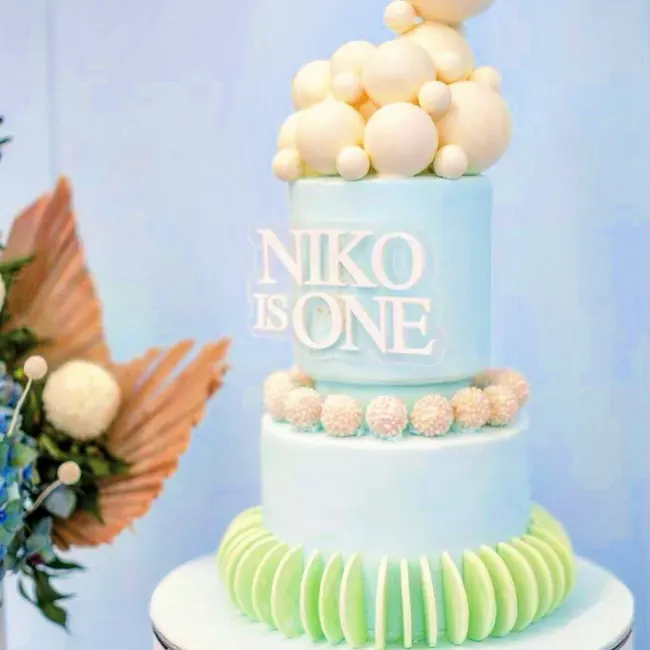 Circles And Balloons Cake for Boys birthday cake