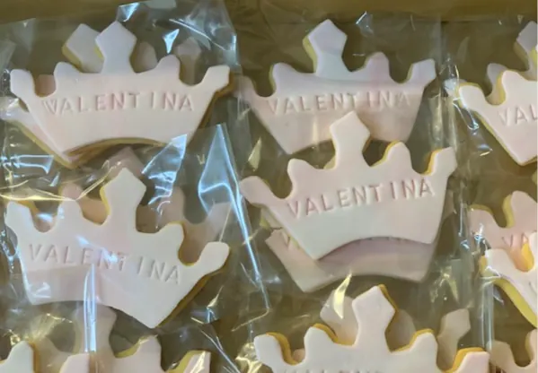 Crown Cookies for Princes crown birthday cookies