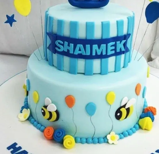 Honey Bee Cake for bees and balloons