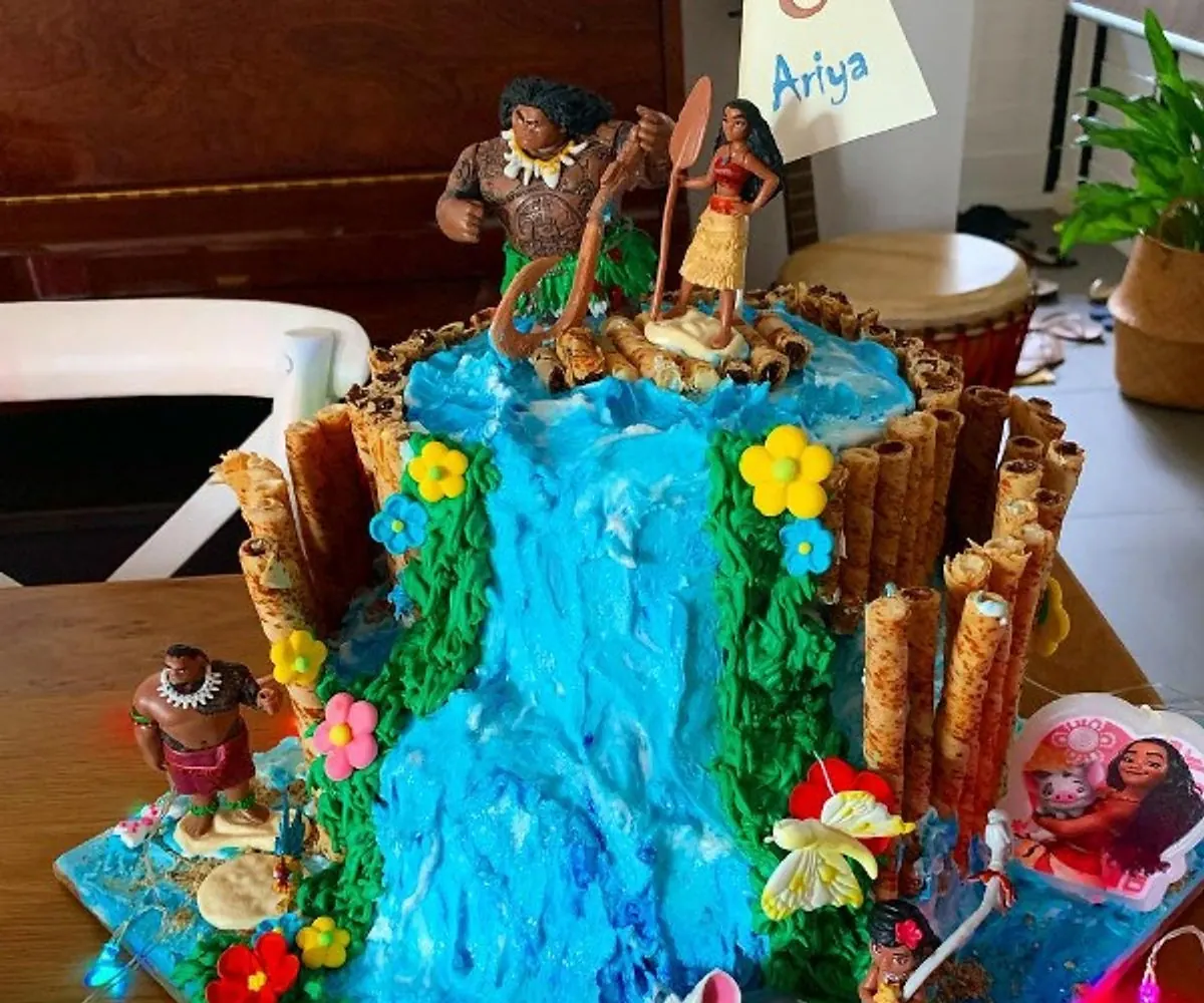Moana cake