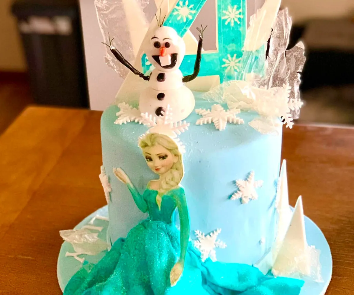 Frozen theme birthday cake