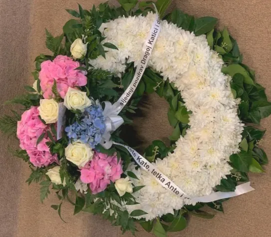 3092 for Hydrangeas and roses
