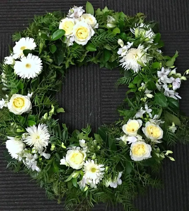 White And Green Wreath for white and green wreath