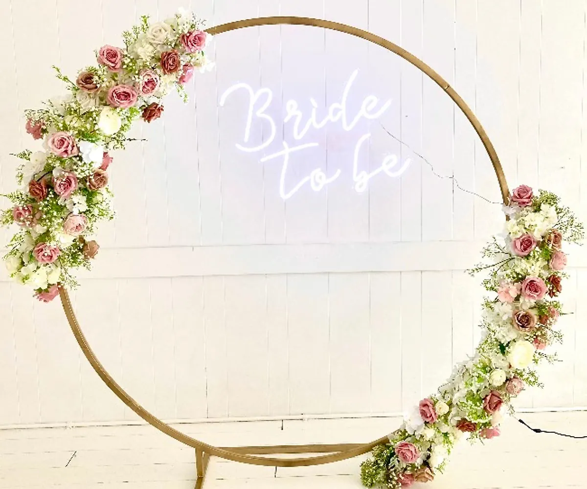 Round arch backdrop