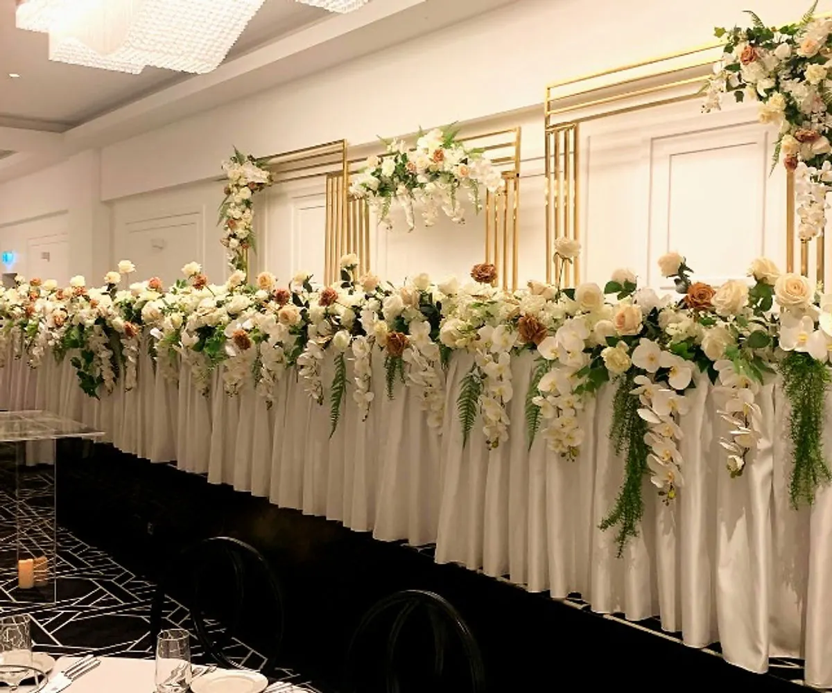 Gold arches