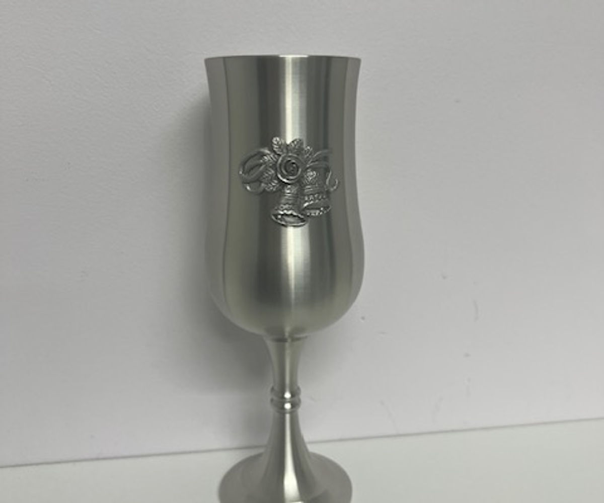 Weddingglassesaknifesetsnd detail