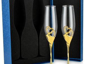 wedding glasses in gold