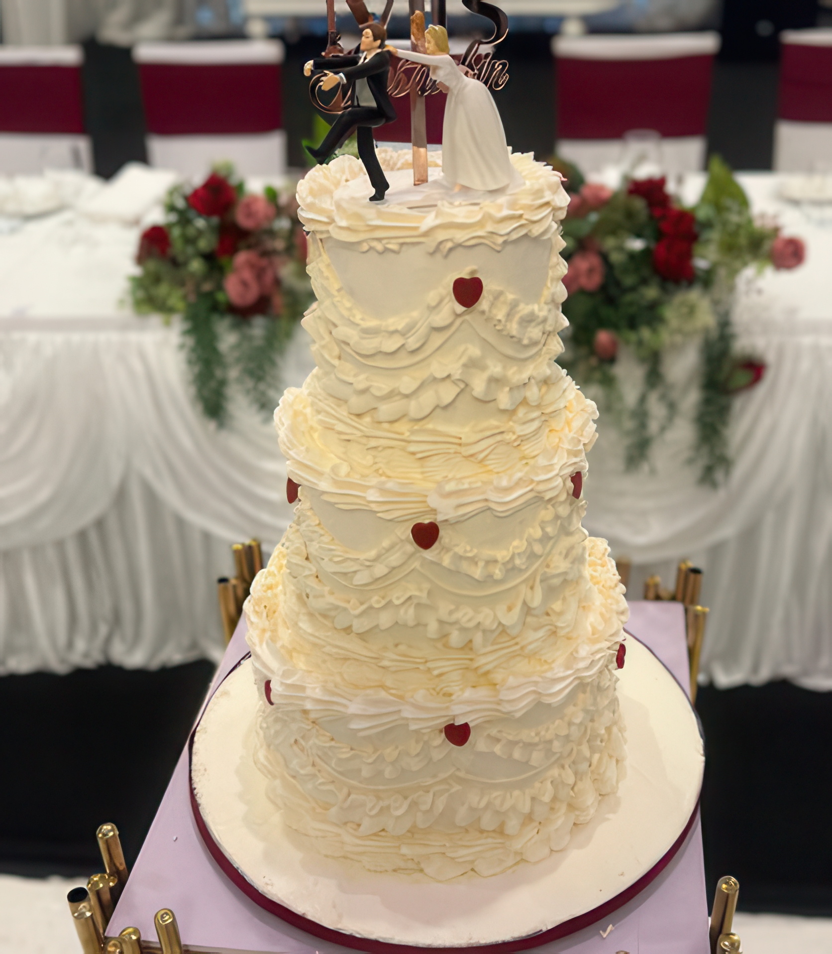 Lambeth design cake