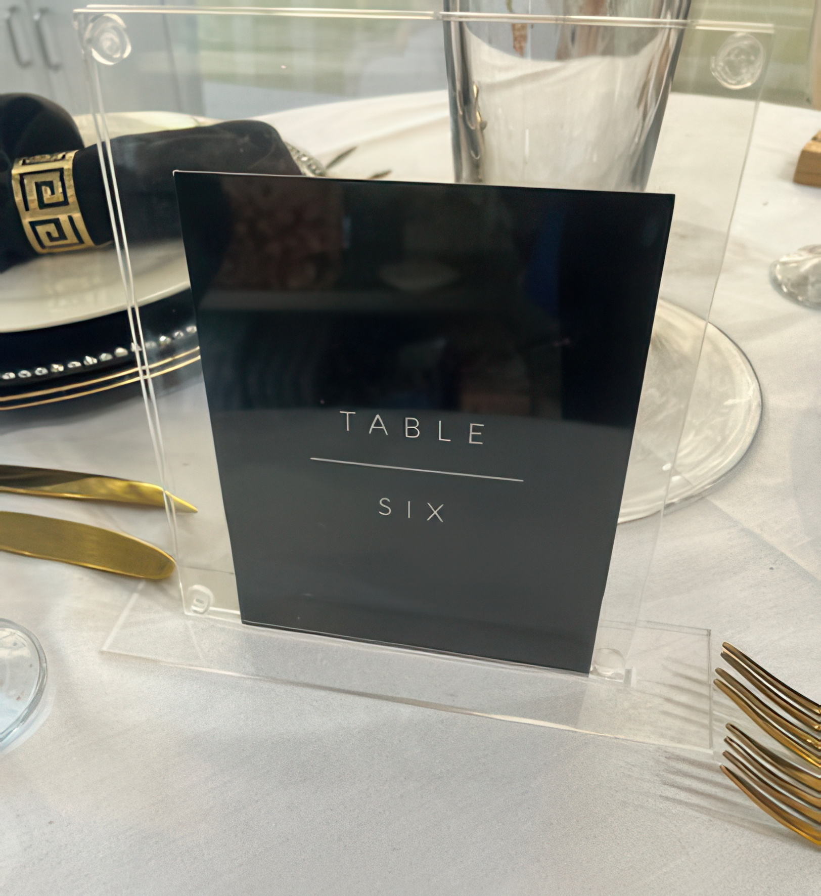 Square acrylic table stands